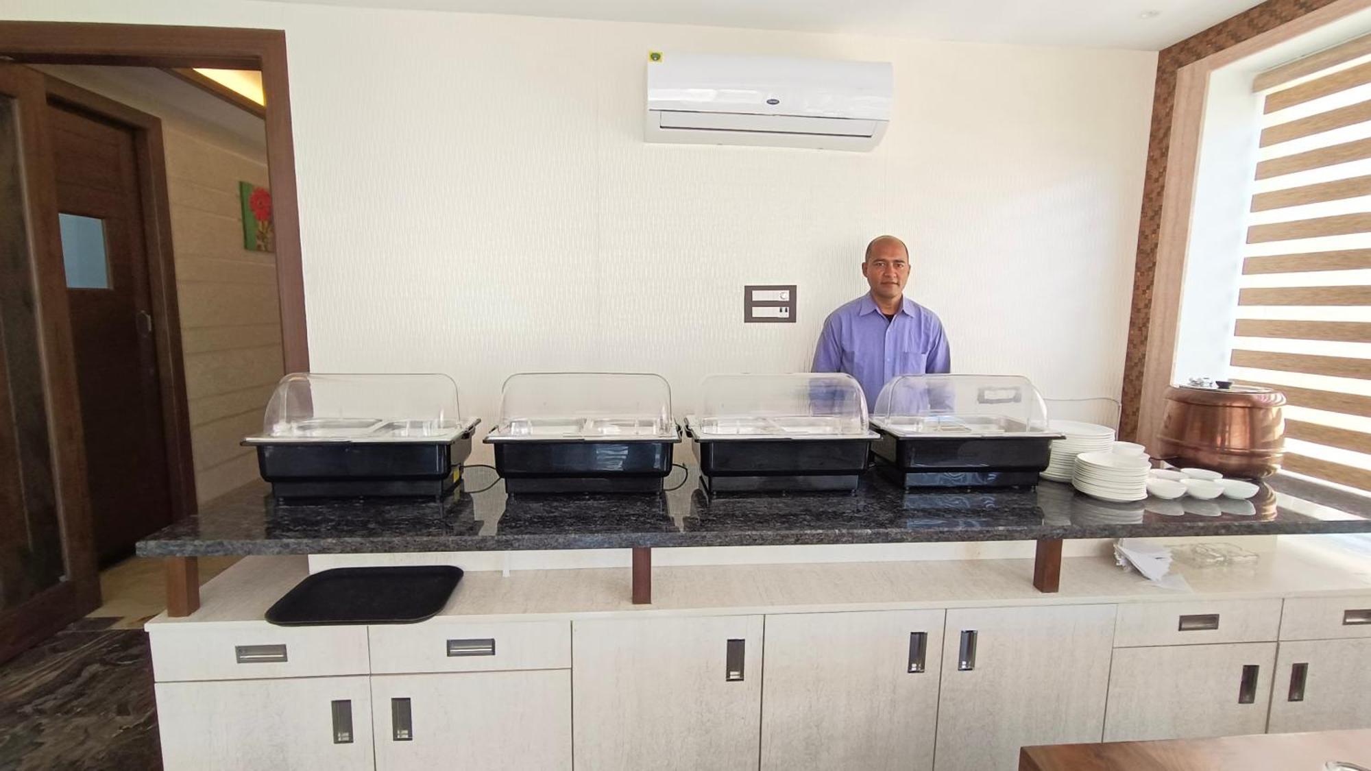 Hotel Dream Inn Rishīkesh Екстериор снимка