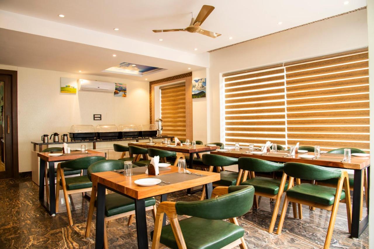 Hotel Dream Inn Rishīkesh Екстериор снимка
